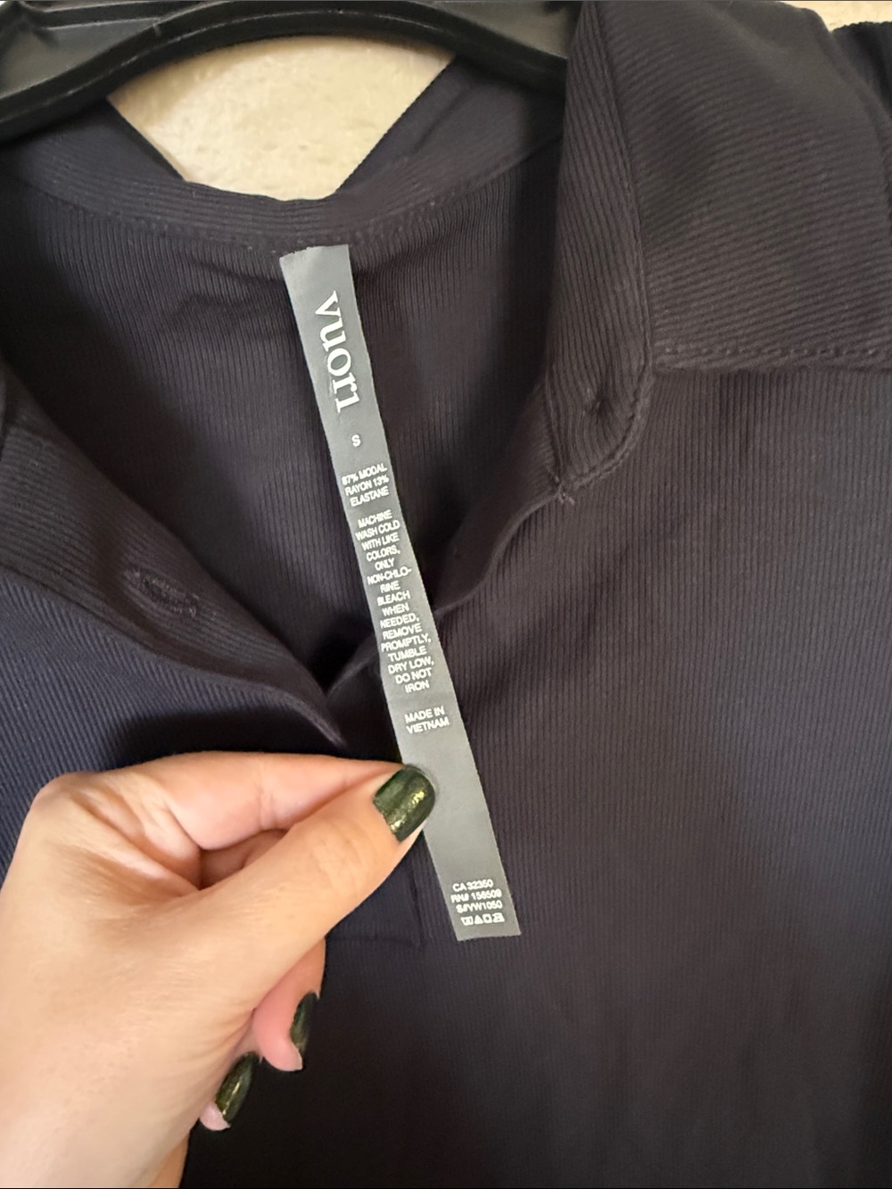 NWT Vuori Black Ribbed Polo Top - Picture 2 of 7